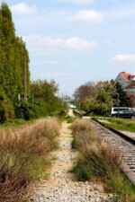 stillgelegte Gleise am Schuette-Lihotzky-Weg